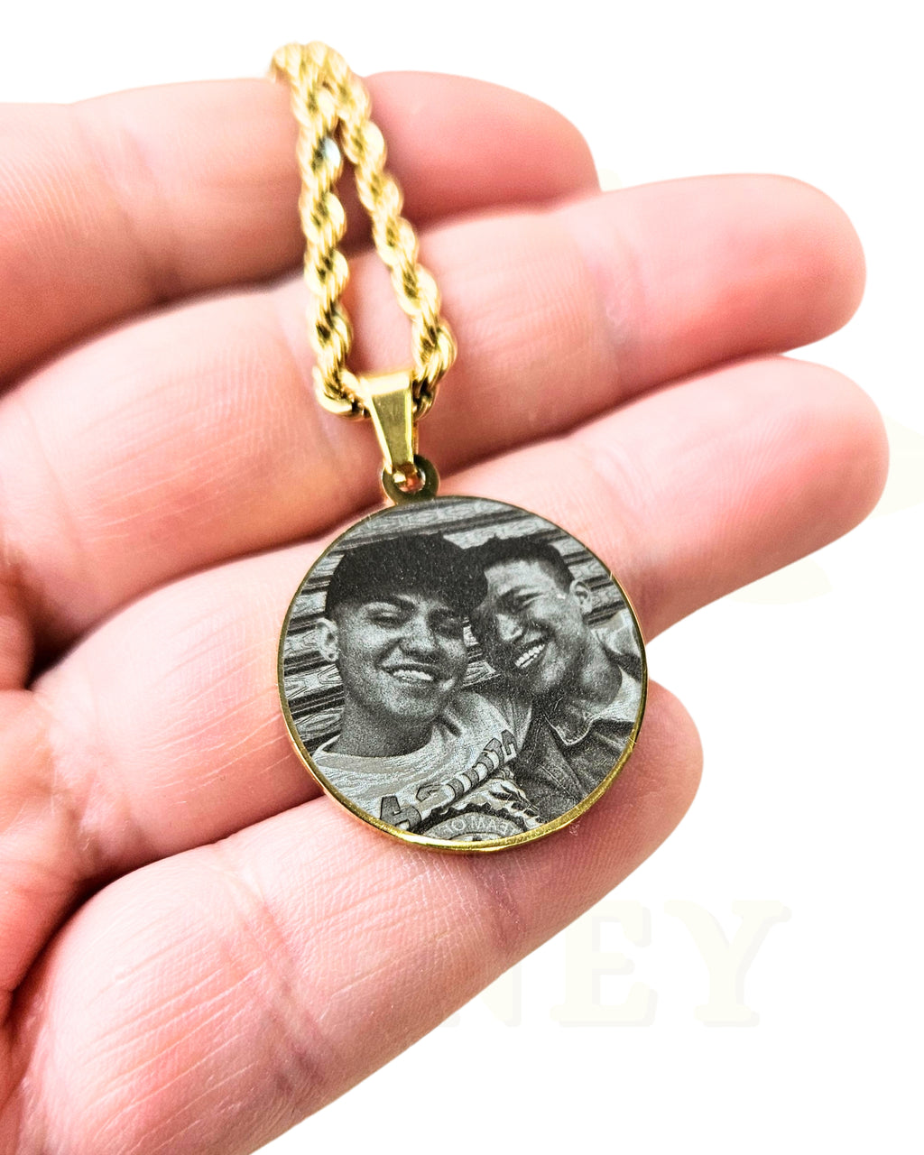 COLLAR PLACA REDONDA CON FOTOGRABADO + CADENA GRUESA