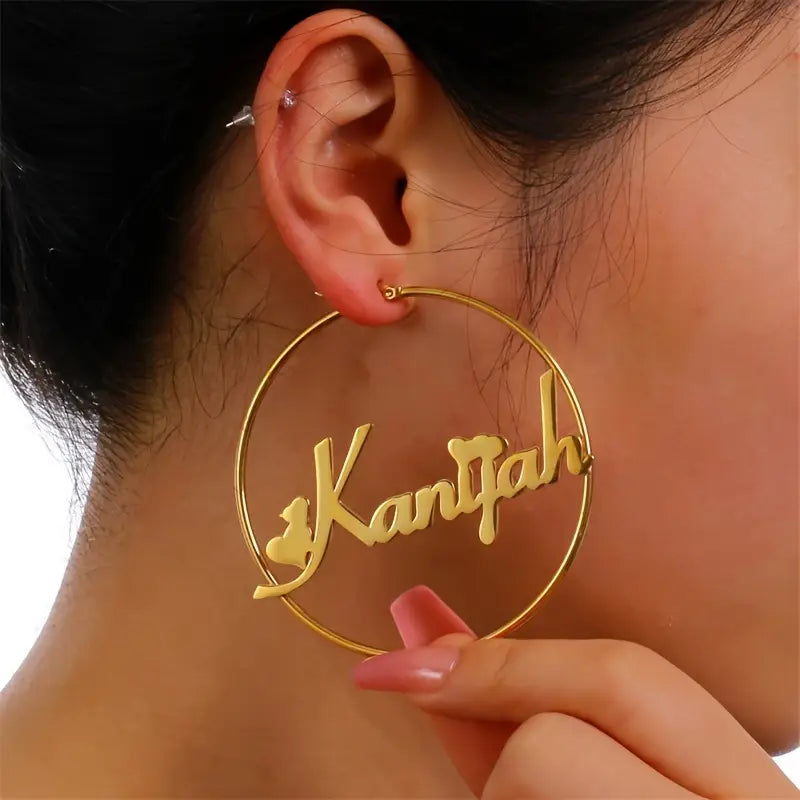 ARETES HOOPS CON NOMBRE Y CORAZONES