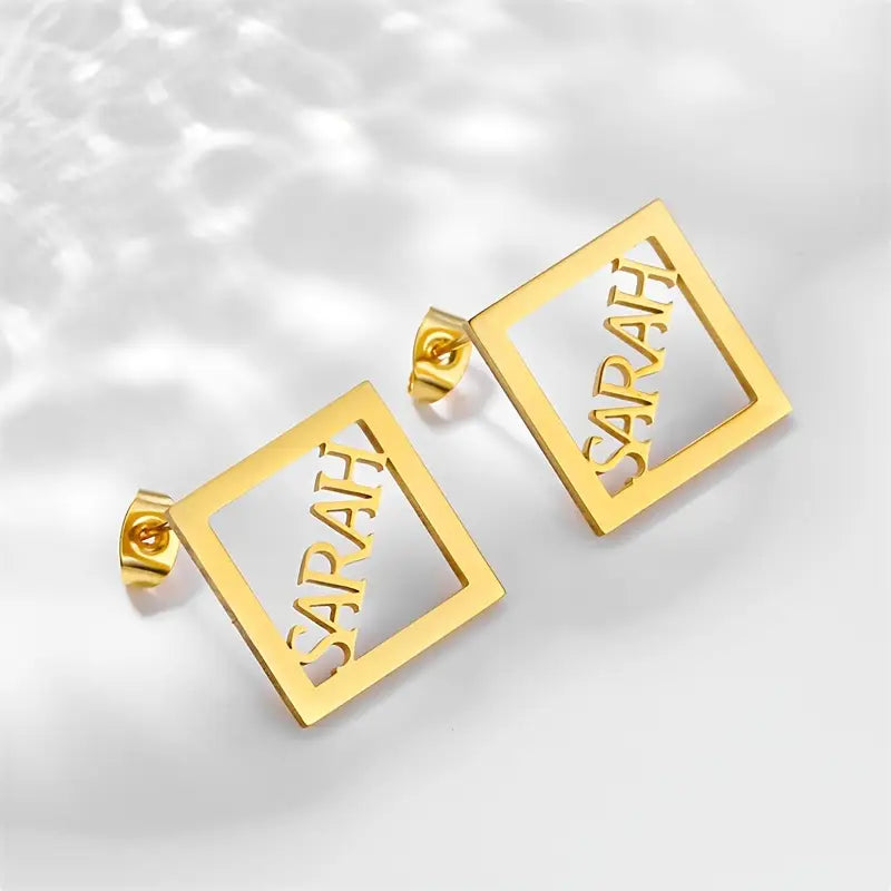 ARETES ROMBO CON NOMBRE