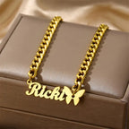 COLLAR CON NOMBRE + MARIPOSA + CADENA GRUESA