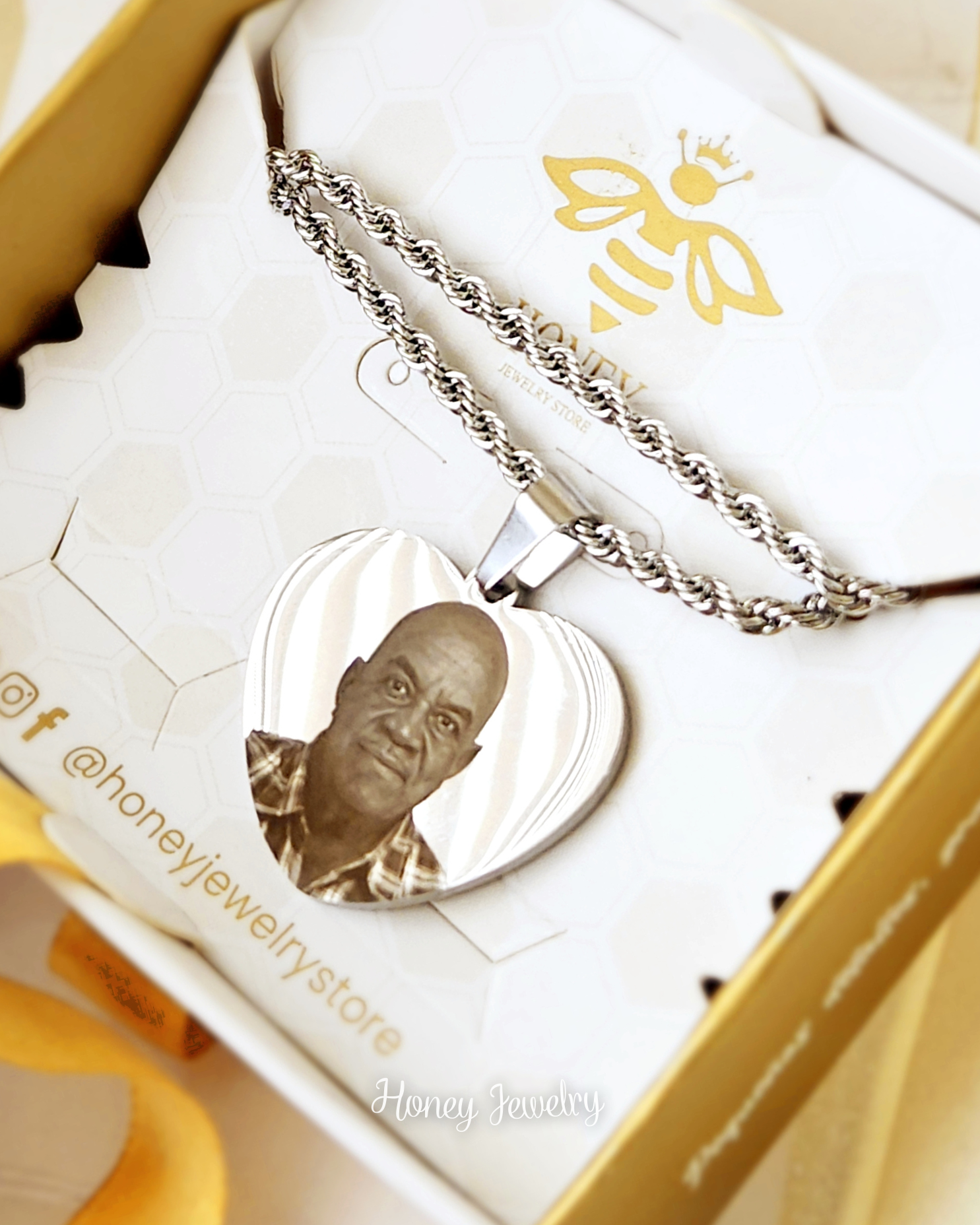 Foto-geëtste ketting