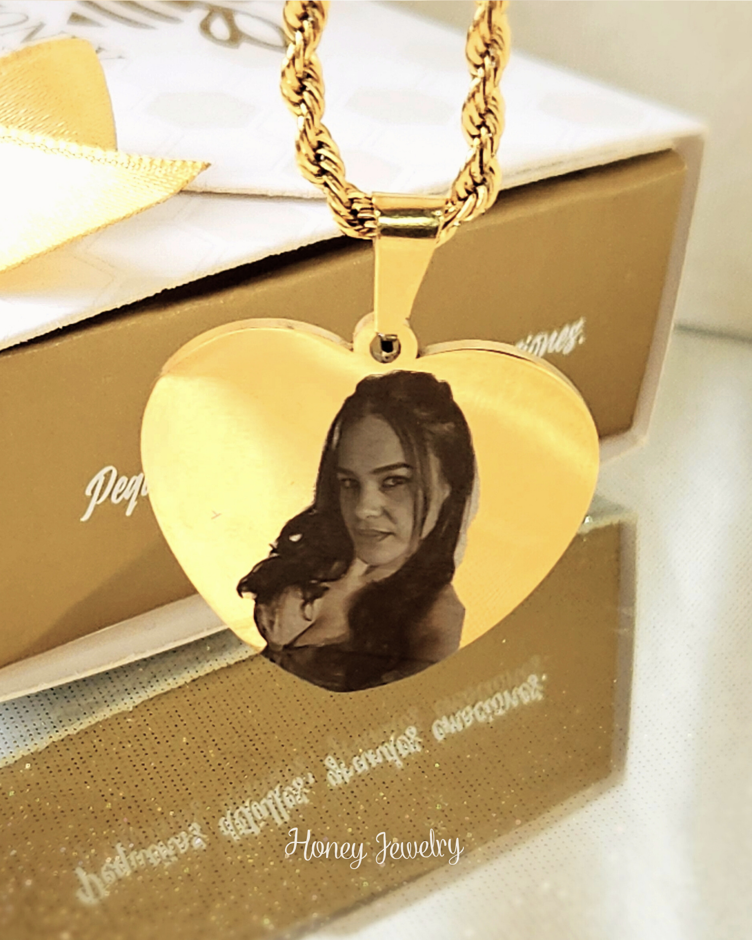 Foto-geëtste ketting