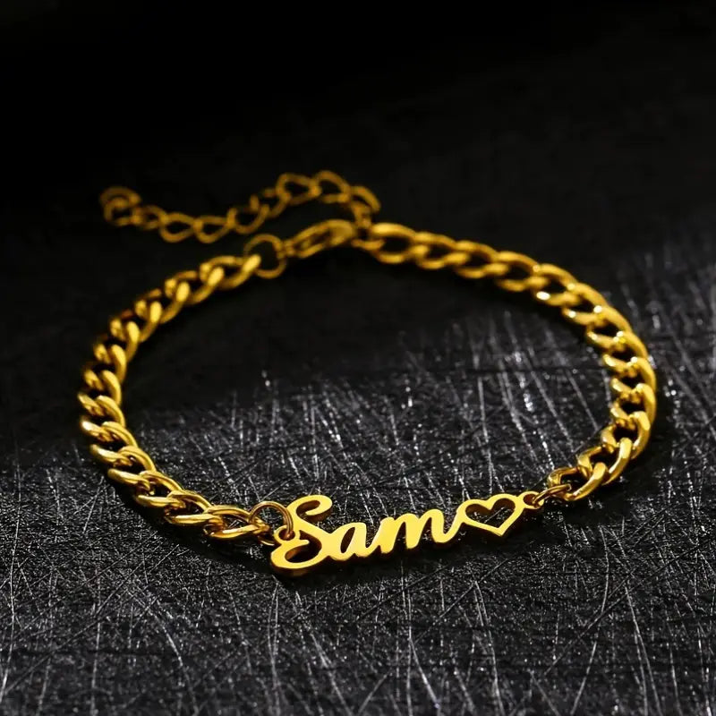 PULSERA CADENA GRUESA CON NOMBRE Y CORAZON