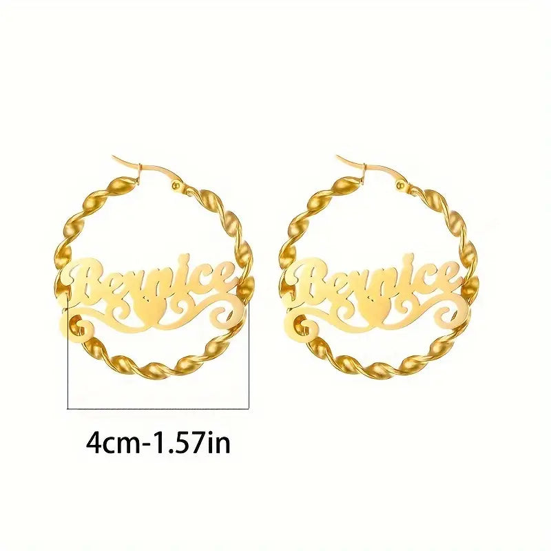 ARETES HOOPS ENTORCHADO CON CORAZÓN