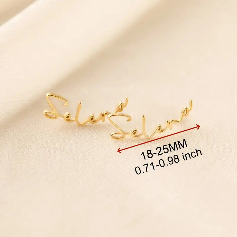 ARETES CON NOMBRE CURSIVA