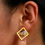 ARETES ROMBO CON NOMBRE