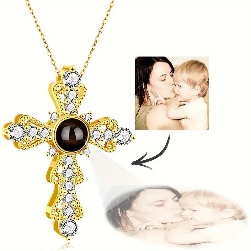 PRE ORDEN - COLLAR CRUZ CIRCONES CON FOTO PROYECCION