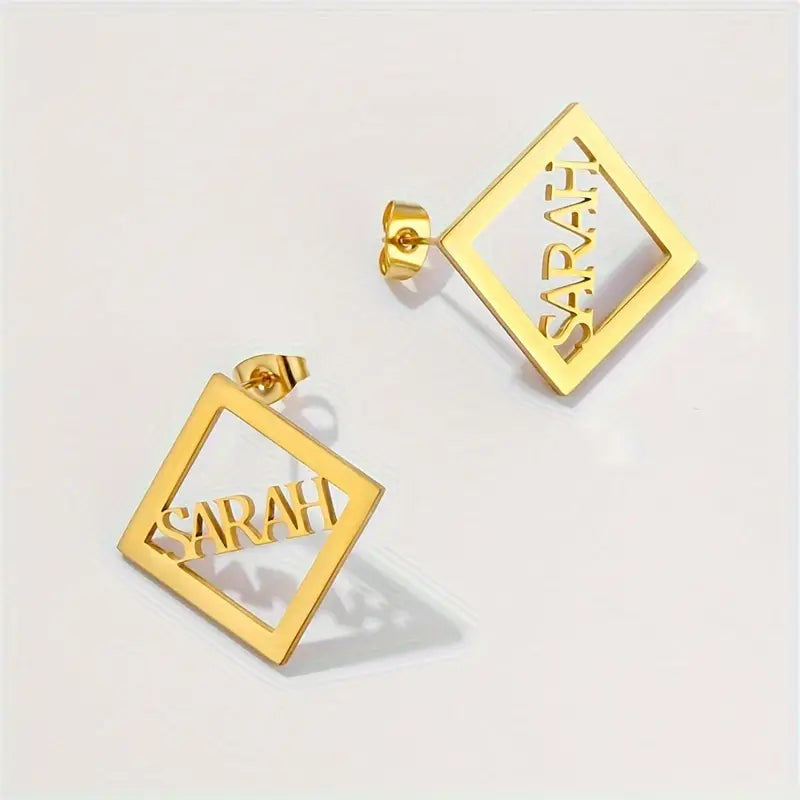 ARETES ROMBO CON NOMBRE