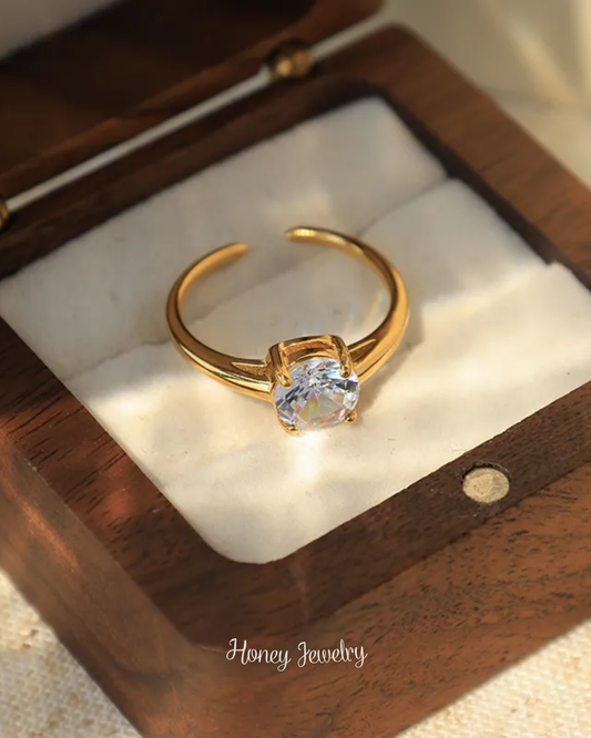 Diamond rings with gold bezel (Pre order)