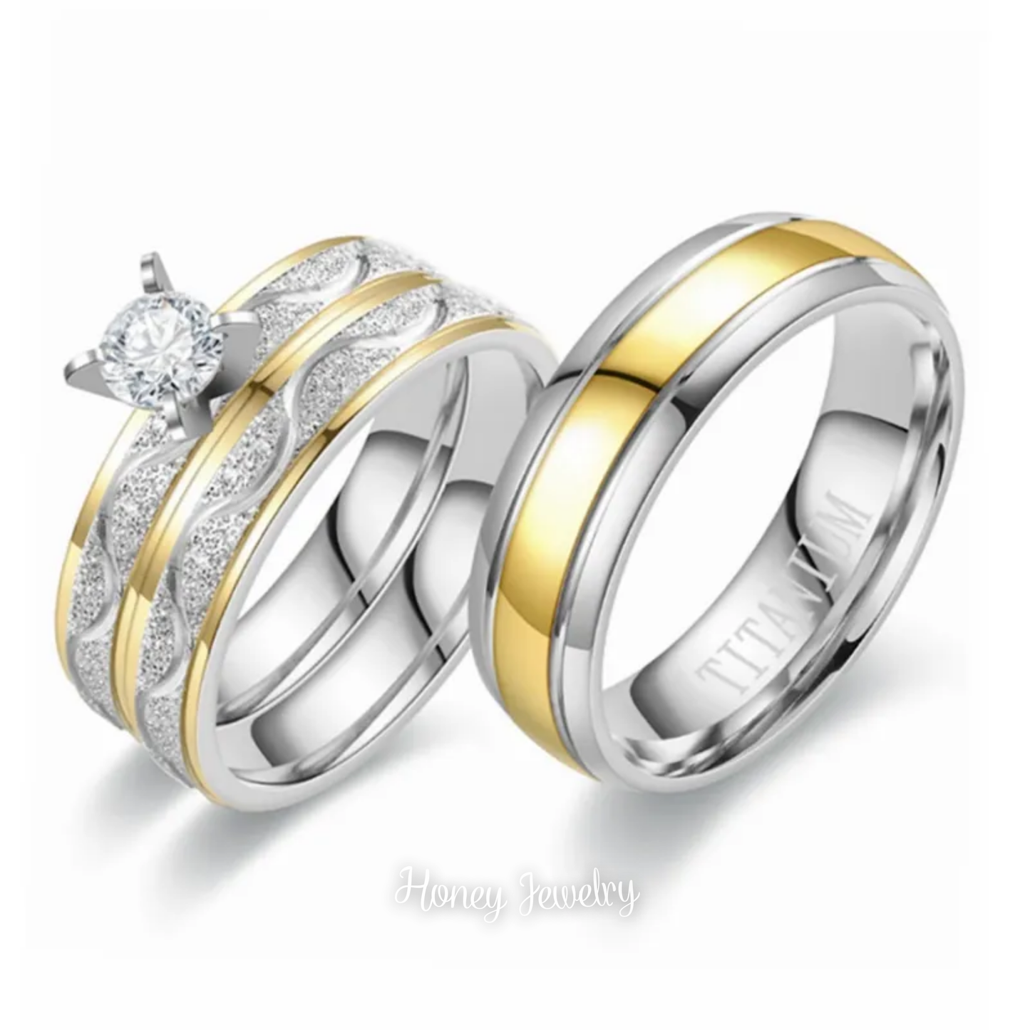 Trio de Anillos para pareja escarchado con bisel dorado