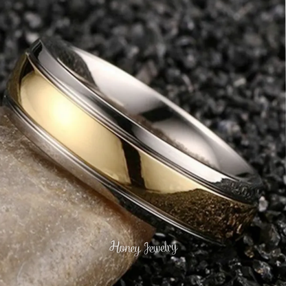 Duo de Anillos para pareja diamantado con bisel dorado