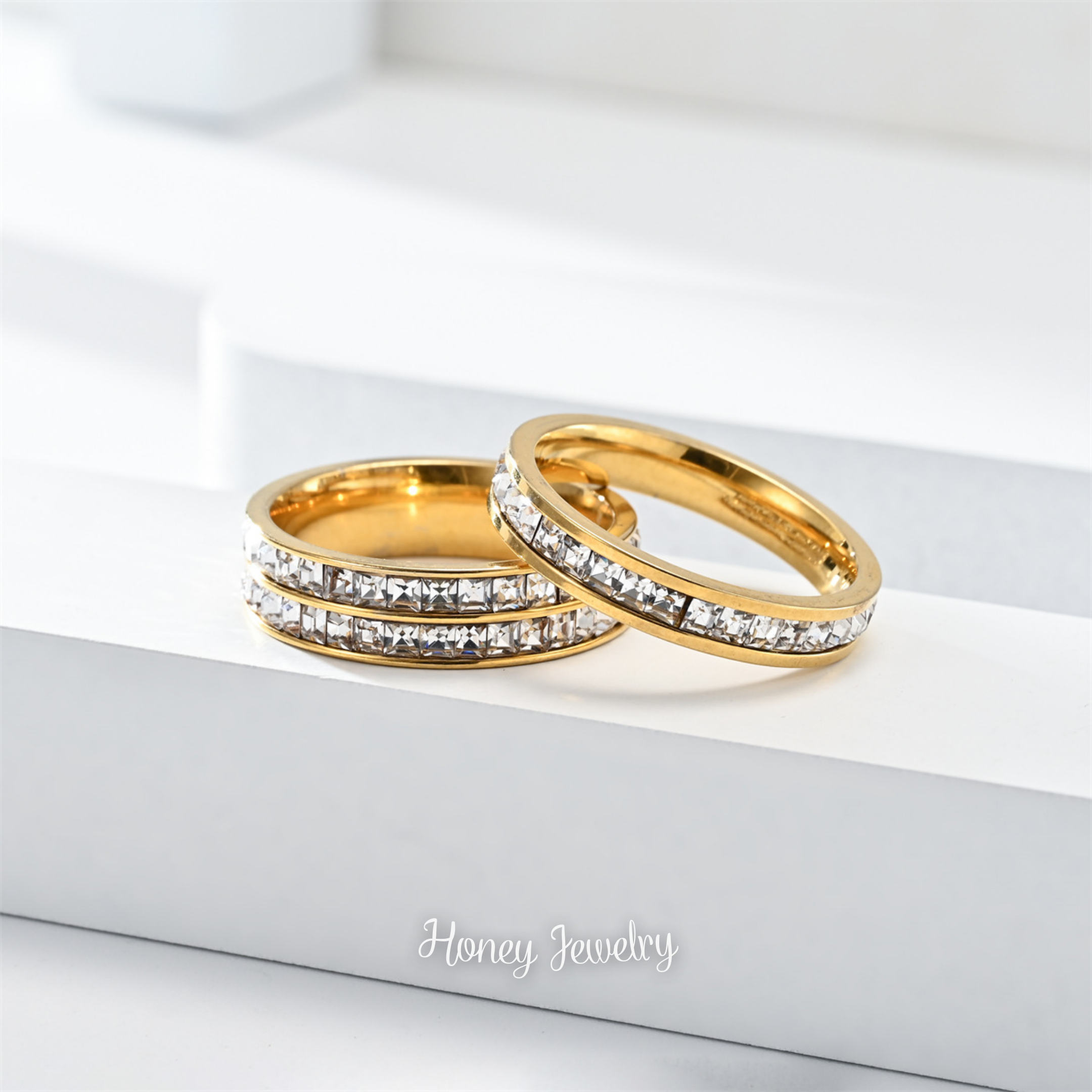 DUO DE ANILLOS PARA PAREJAS CON CIRCONES DOBLE LINEA