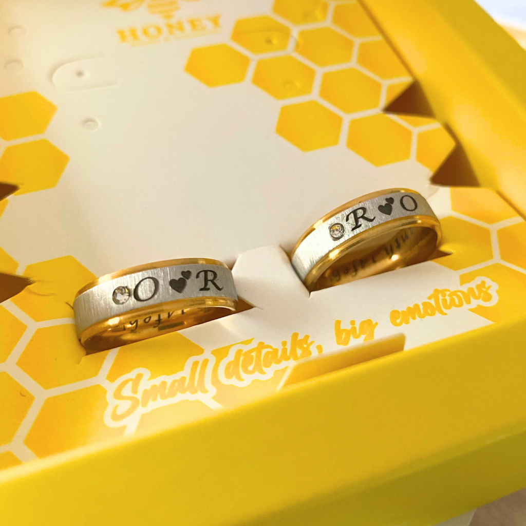 Two-tone matte and satin + zircon couple rings