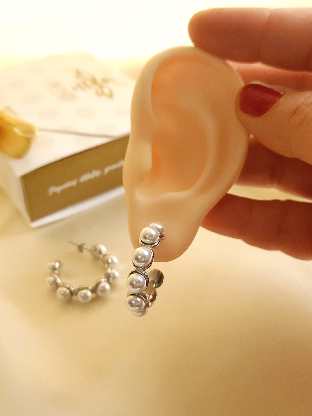 Aretes argollas y perlas x 8