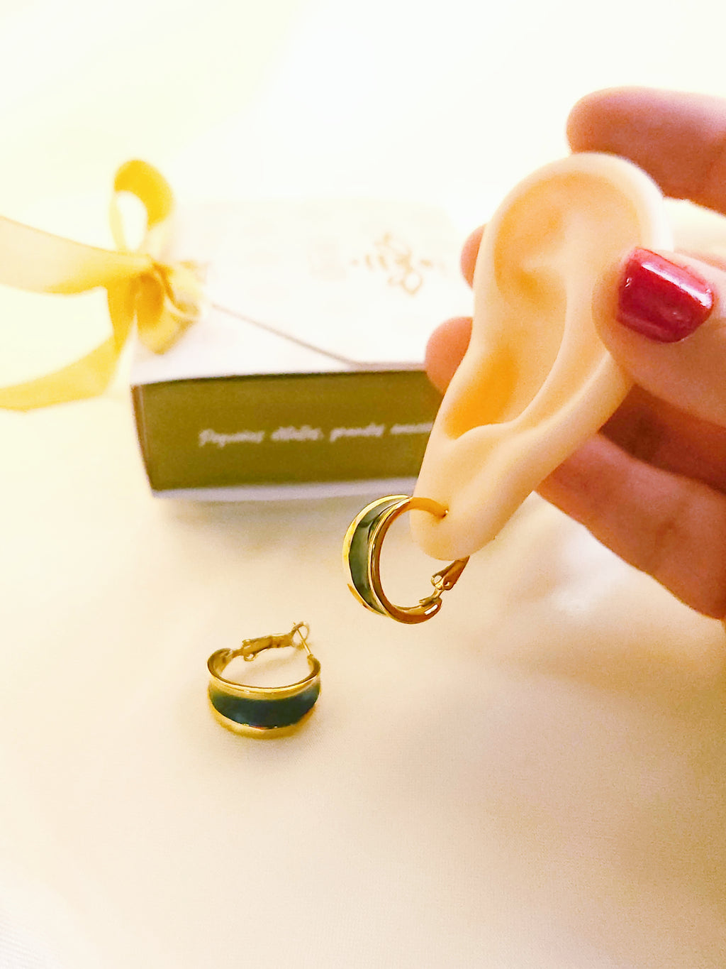 Geëmailleerde candonga oorbellen