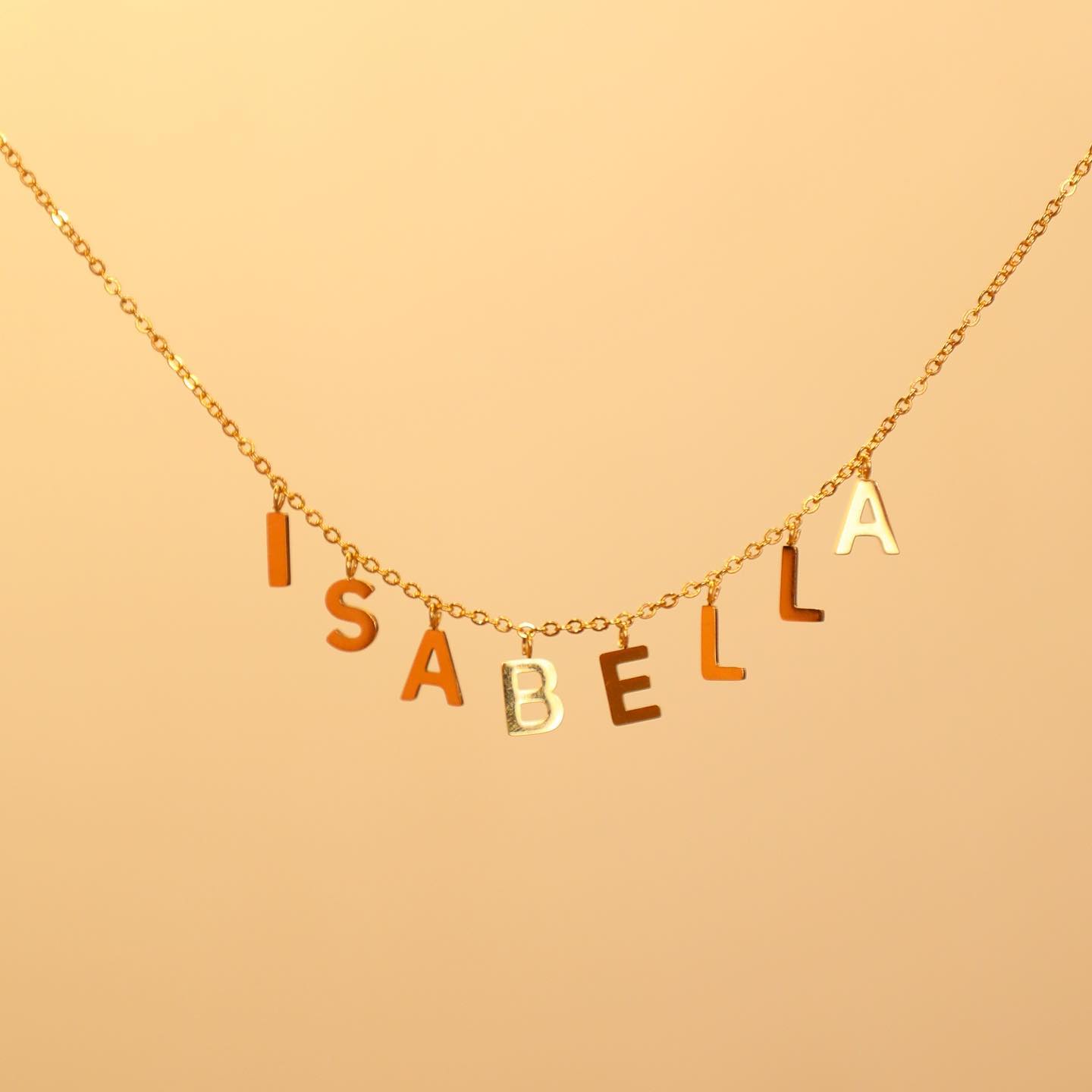 COLLAR NOMBRE VARIAS INICIALES