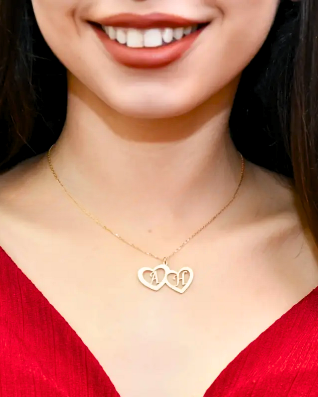 COLLAR 2 CORAZONES ENTRELAZADOS CON INICIALES