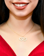 COLLAR 2 CORAZONES ENTRELAZADOS CON INICIALES