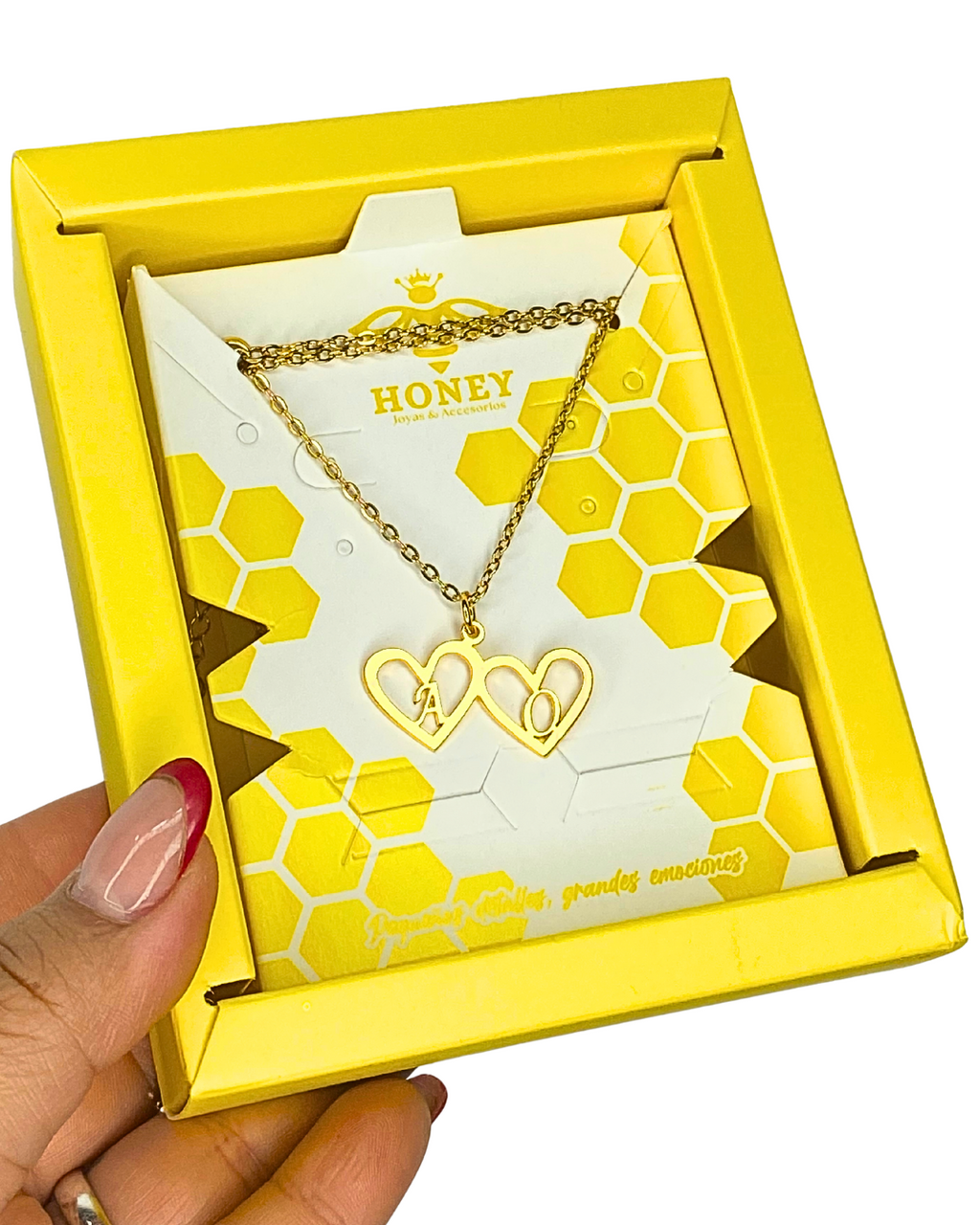 COLLAR 2 CORAZONES ENTRELAZADOS CON INICIALES