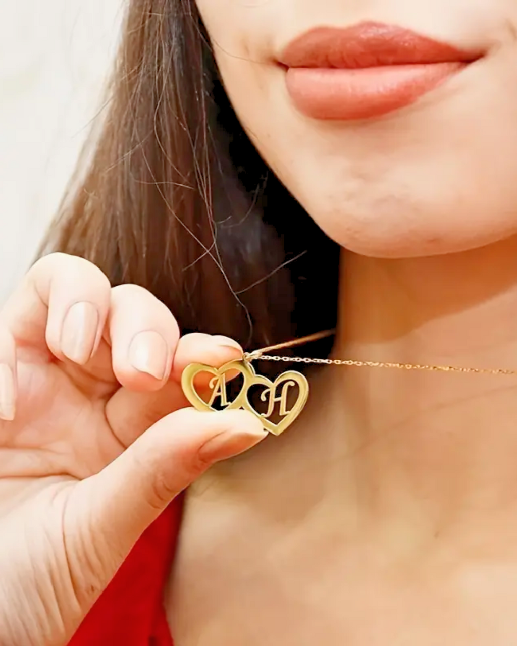 COLLAR 2 CORAZONES ENTRELAZADOS CON INICIALES