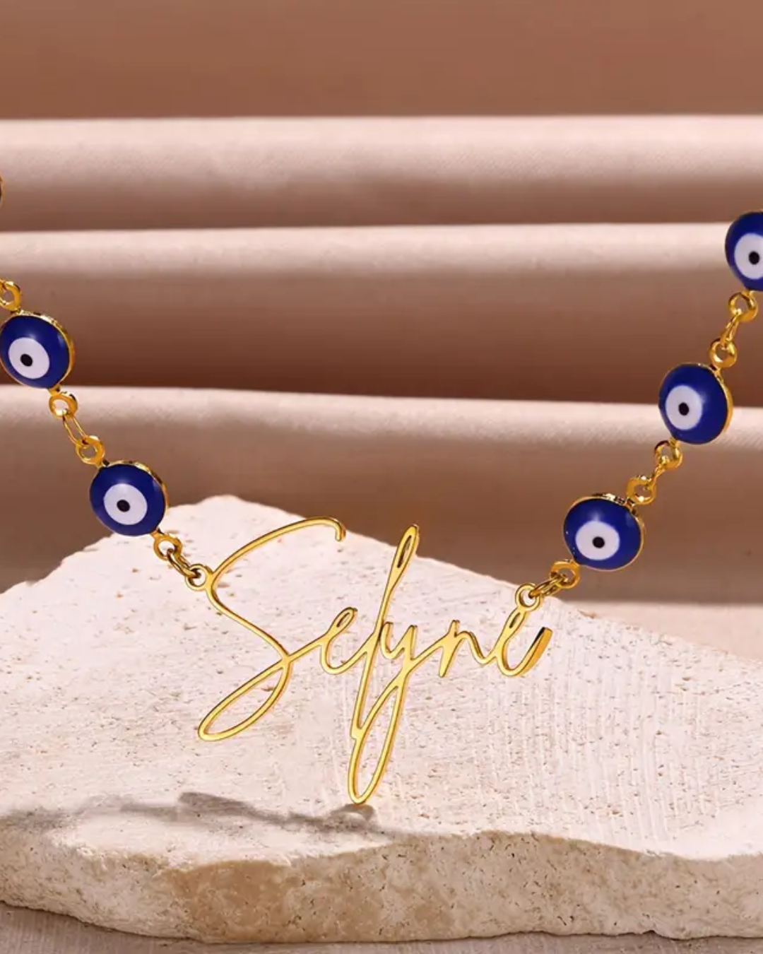 COLLAR CON NOMBRE CLÁSICO CON CADENA DE OJO TURCO