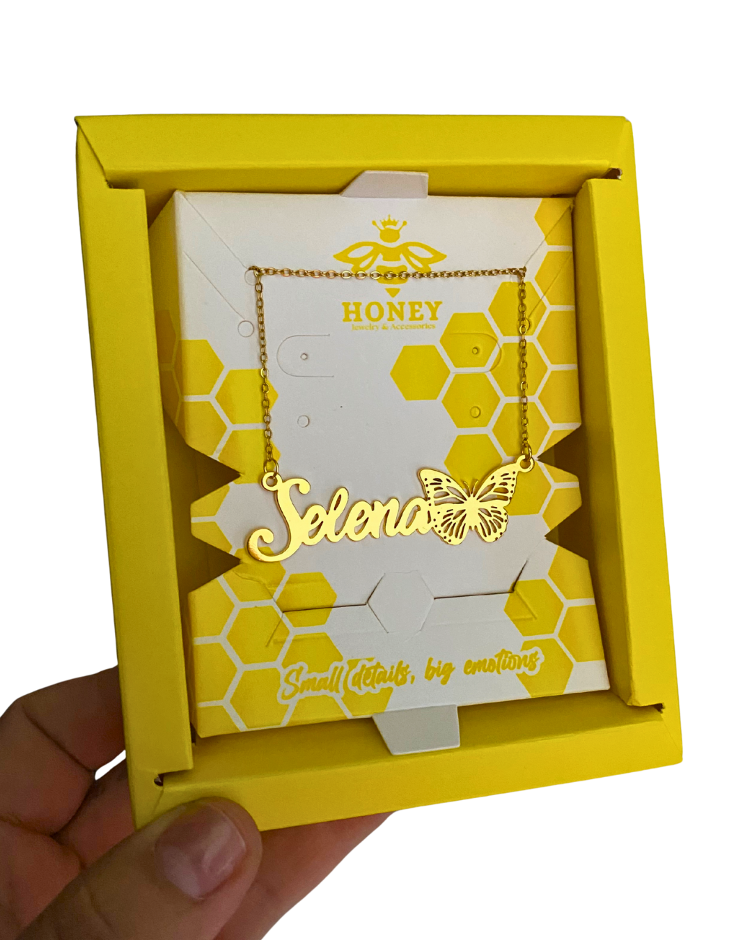 COLLAR CON NOMBRE Y MARIPOSA MONARCA