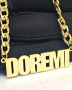 COLLAR CON NOMBRE Y CADENA GRUESA