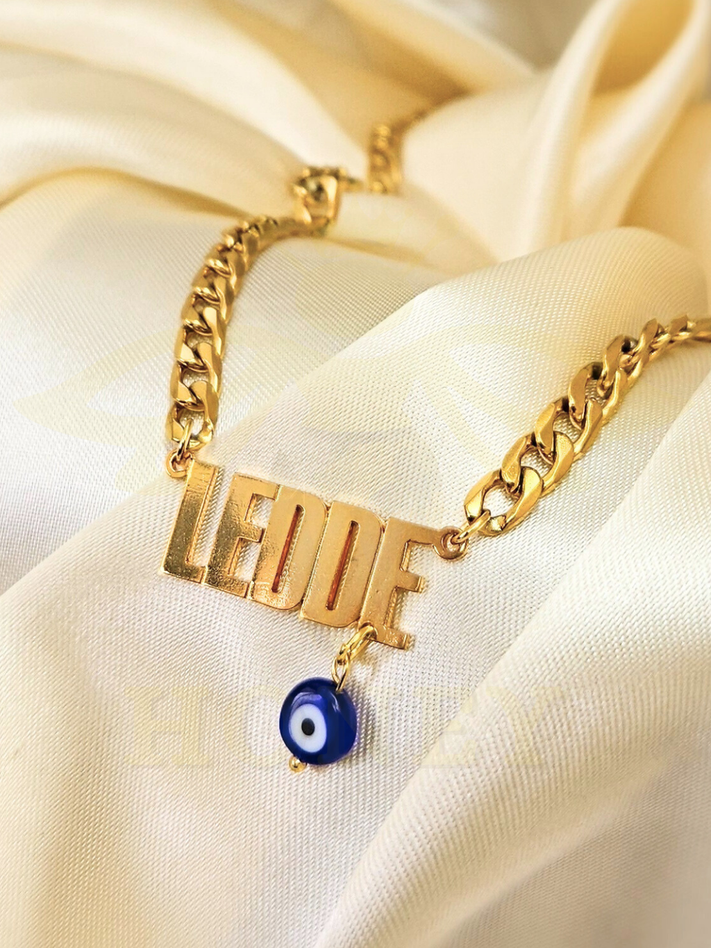 COLLAR CON NOMBRE Y OJO TURCO CON CADENA GRUESA