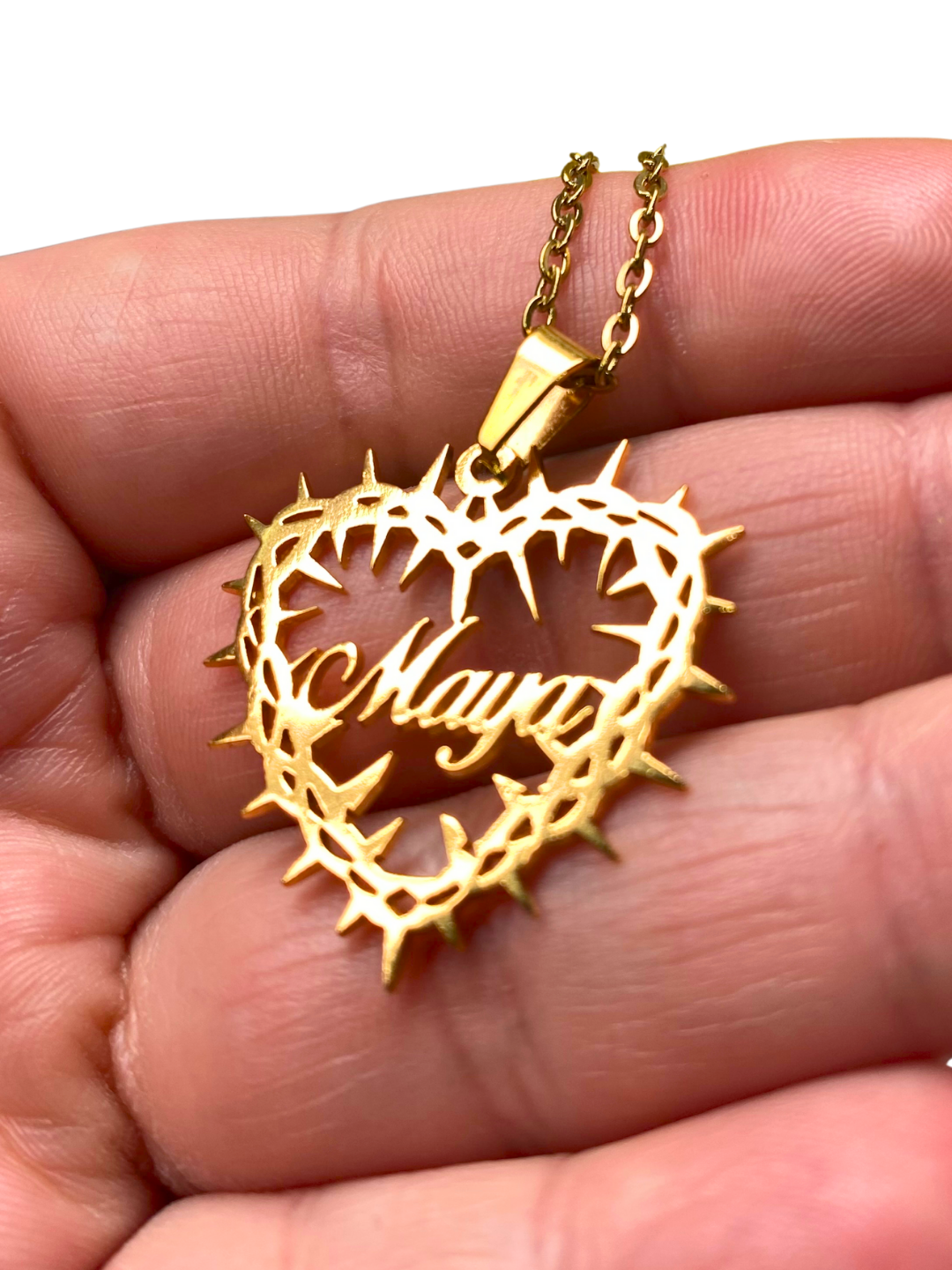 COLLAR CORAZON ESPINADO CON NOMBRE
