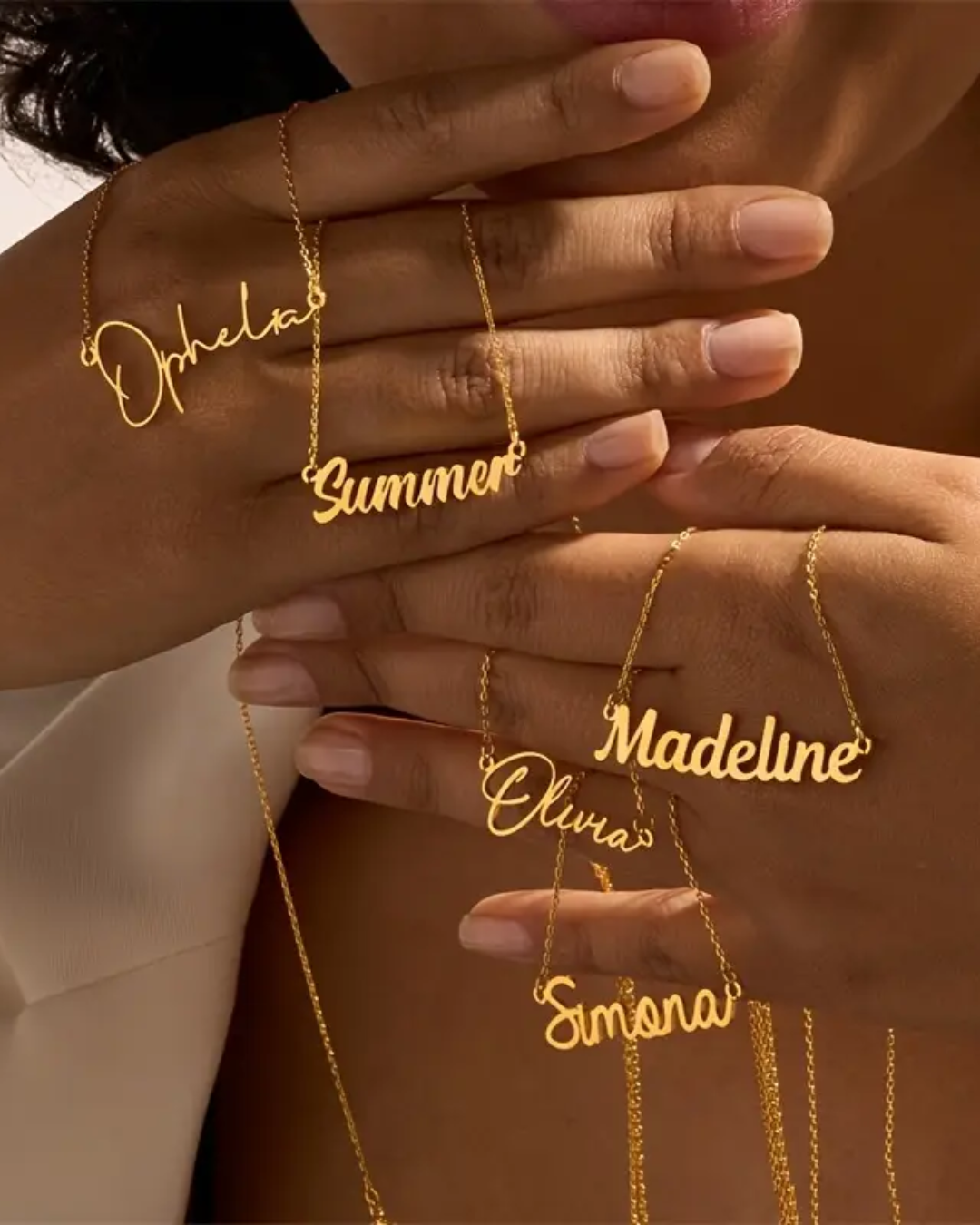 COLLAR CON NOMBRE CLÁSICO