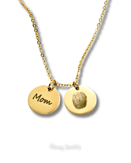 Double plate necklace: footprint plate + plate with text