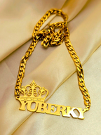 COLLAR CON NOMBRE CON CORONA REINA MAXI