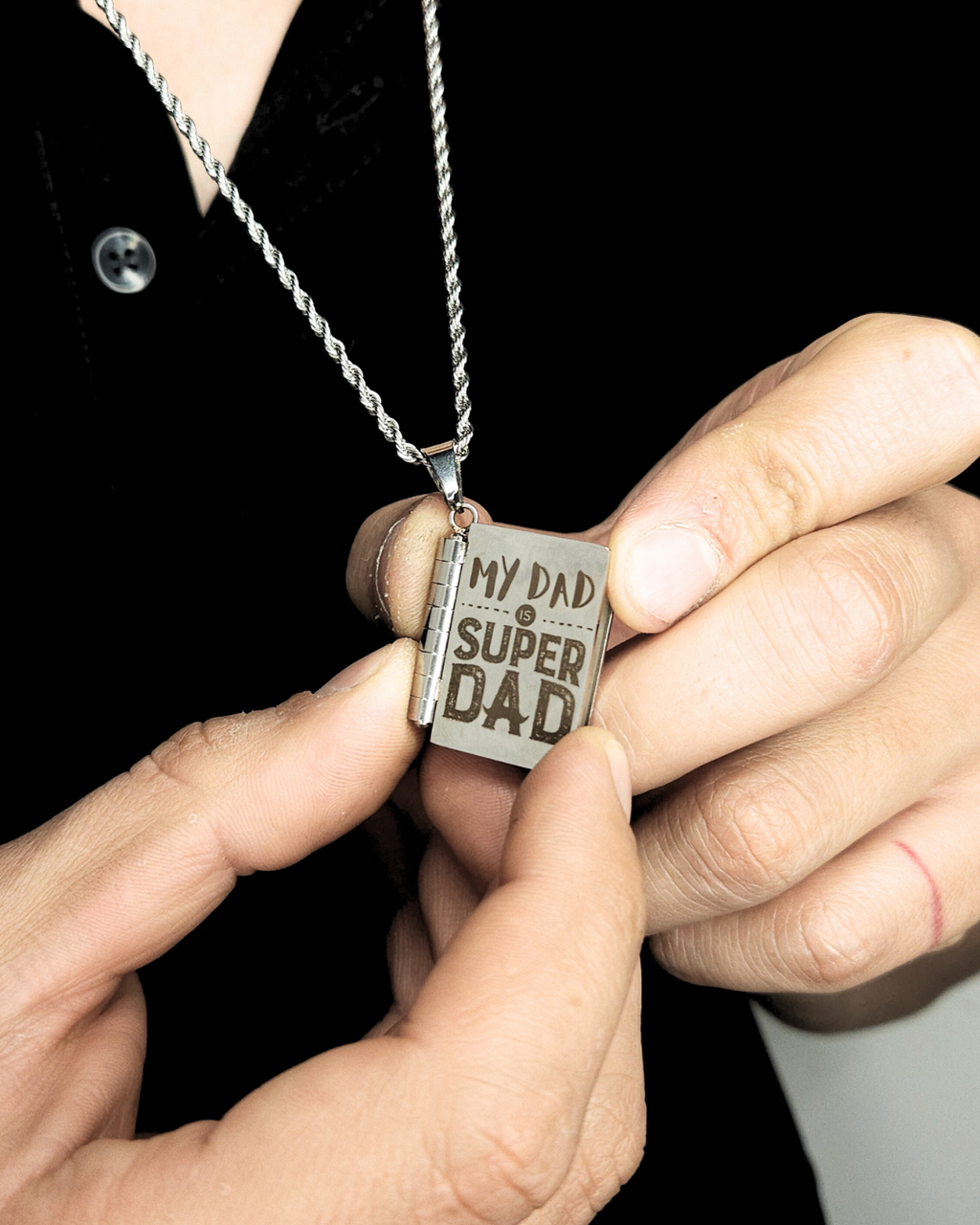 COLLAR LIBRO DE AMOR MAXI