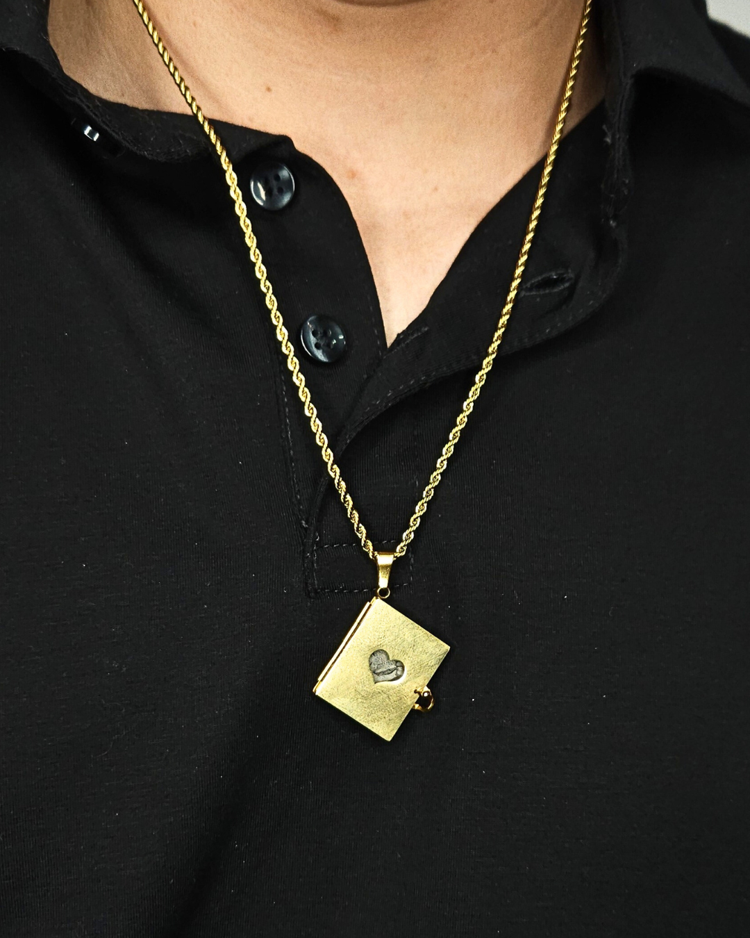 COLLAR LIBRO DE AMOR CORAZÓN MAXI