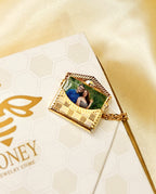 COLLAR CARTA DE AMOR CON RELIEVE