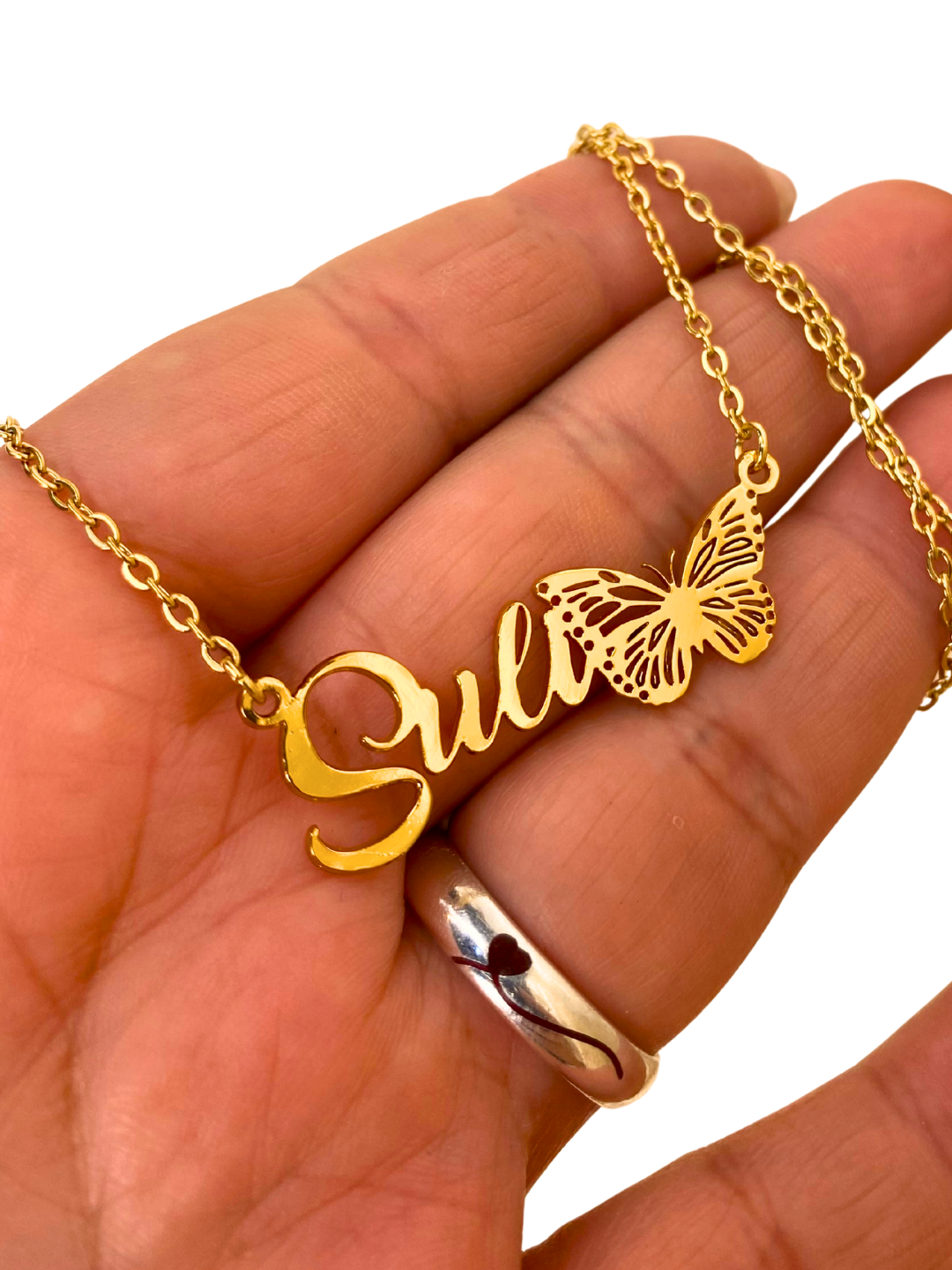 COLLAR CON NOMBRE Y MARIPOSA MONARCA