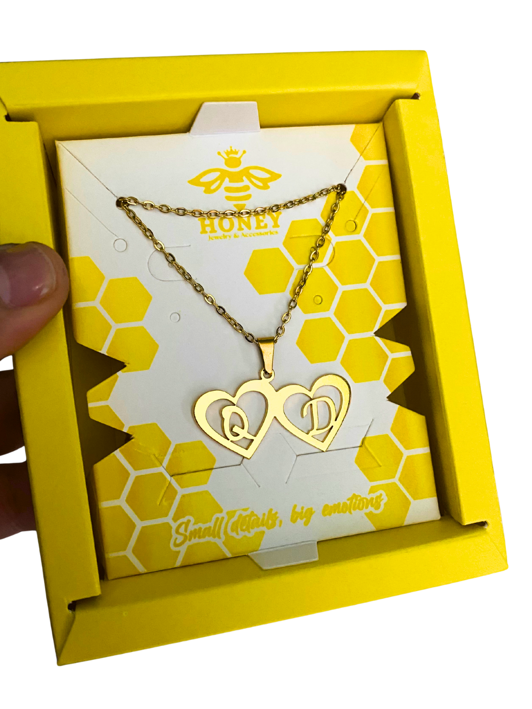 COLLAR 2 CORAZONES ENTRELAZADOS CON INICIALES