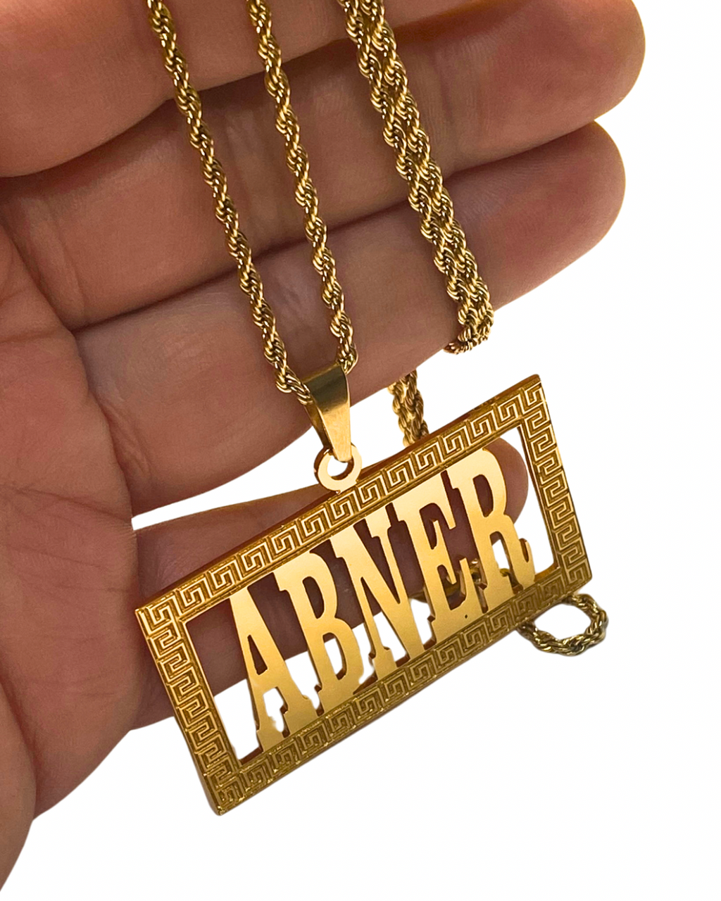 COLLAR PLACA MEDIANA CON NOMBRE CALADO