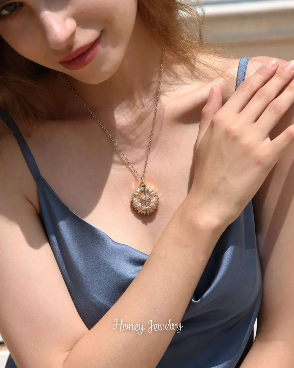 COLLAR RELICARIO GIRASOL