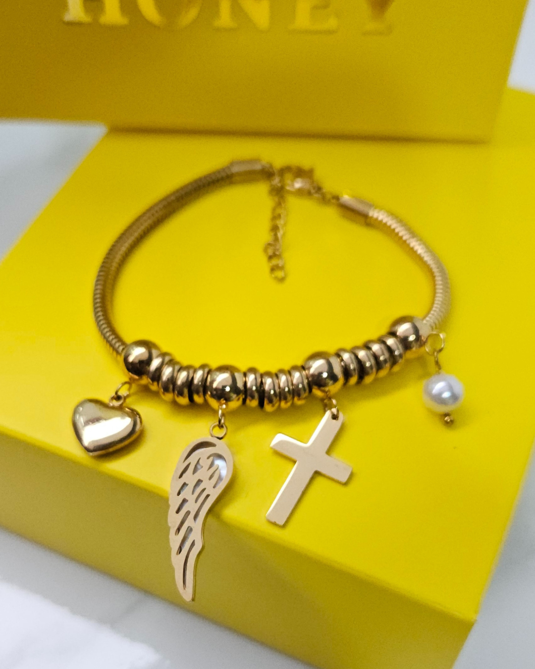 PULSERA VARIOS DIJES