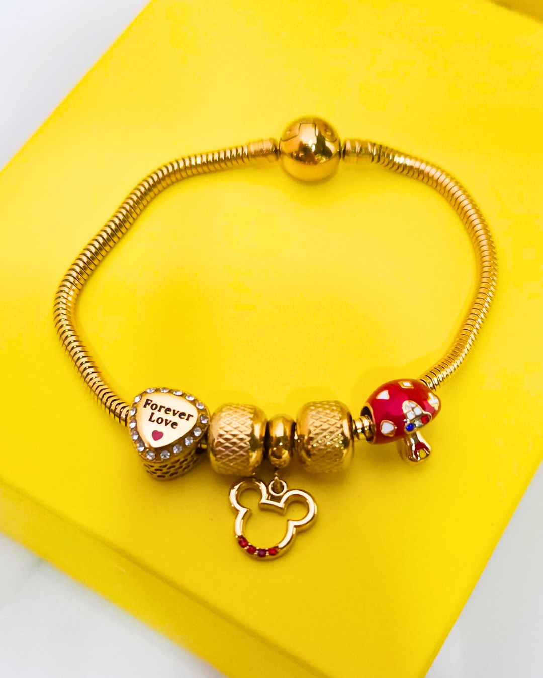 PULSERA VARIOS DIJES