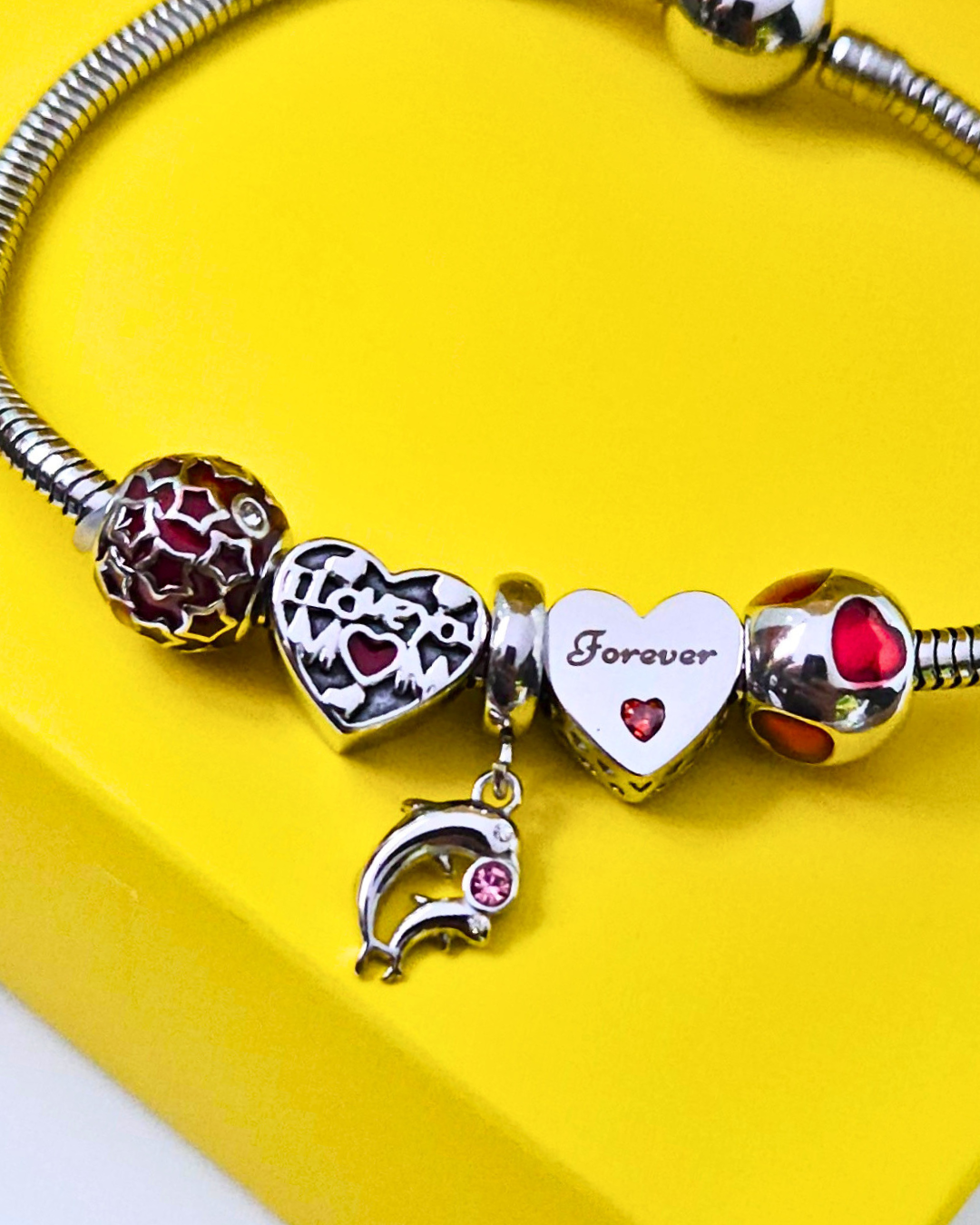 PULSERA VARIOS DIJES