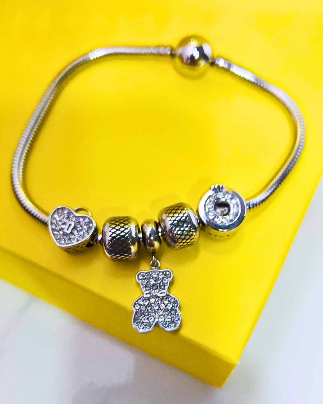 PULSERA VARIOS DIJES