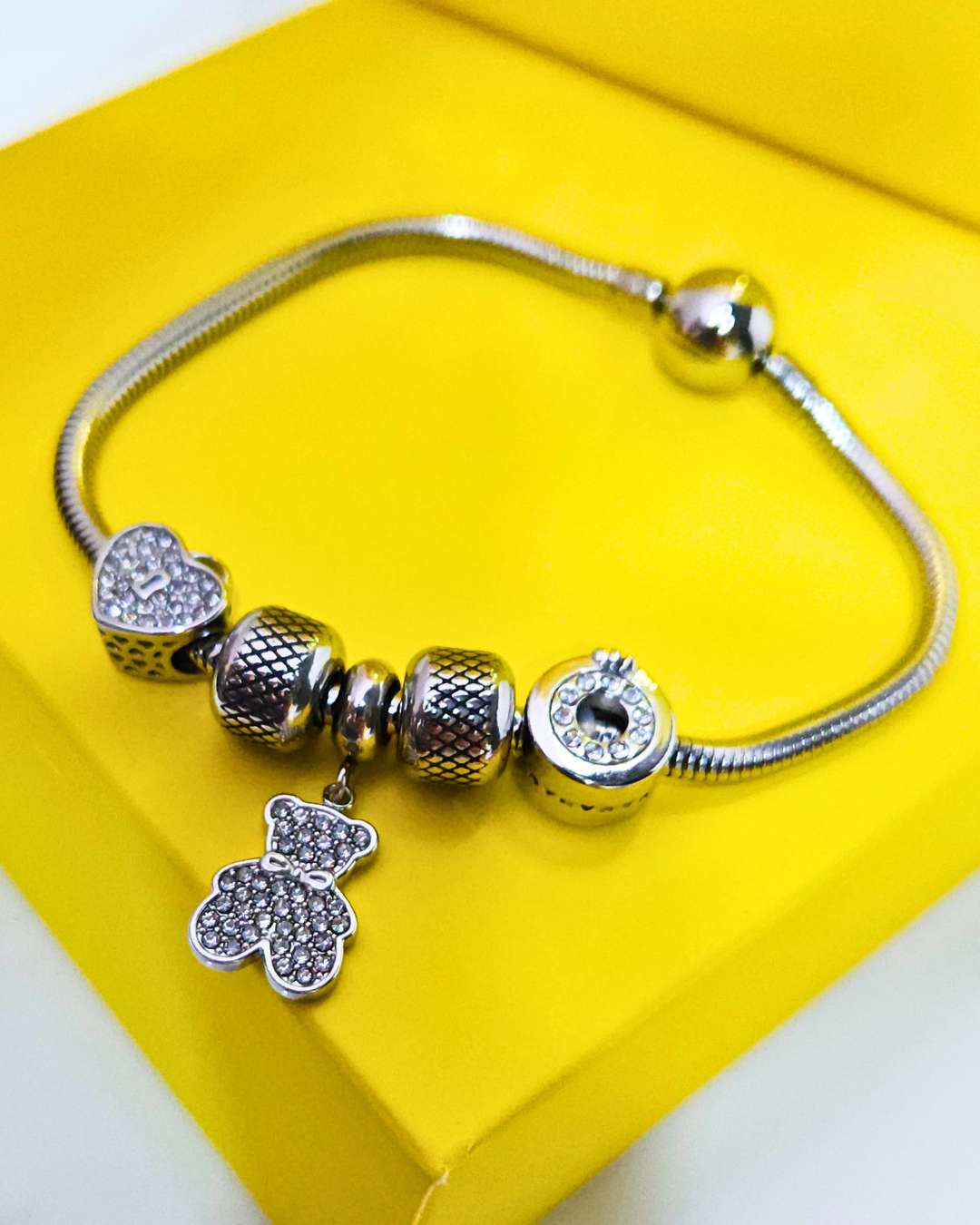 PULSERA VARIOS DIJES