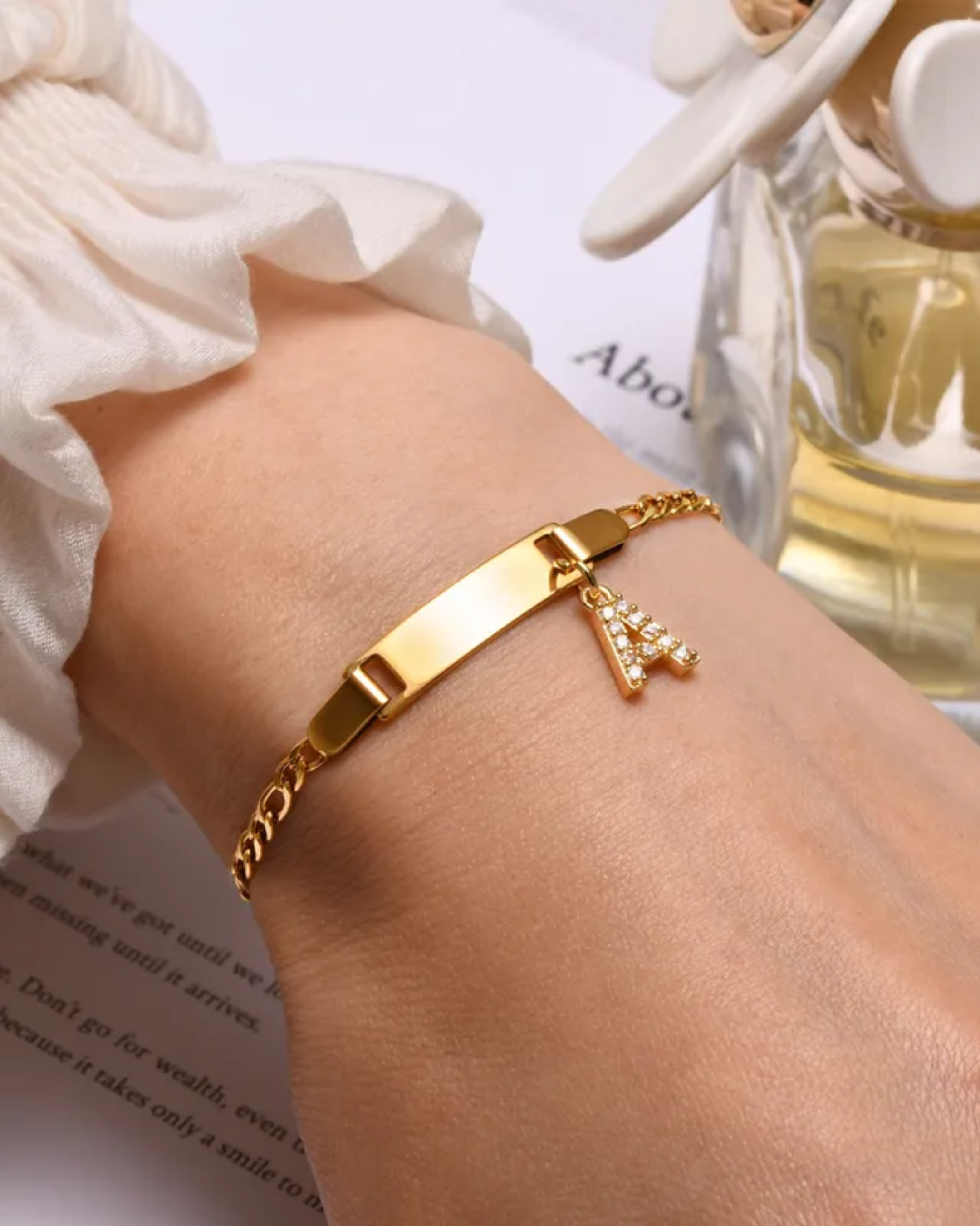 Pulsera para niños con inicial (PRE ORDEN)