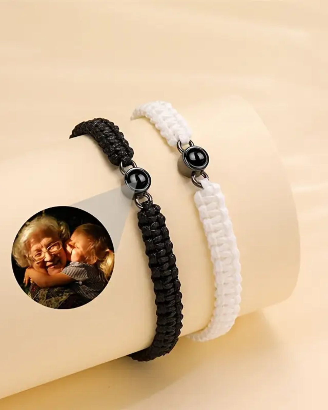 PRE ORDEN - PULSERA TEJIDA CON FOTO PROYECCION