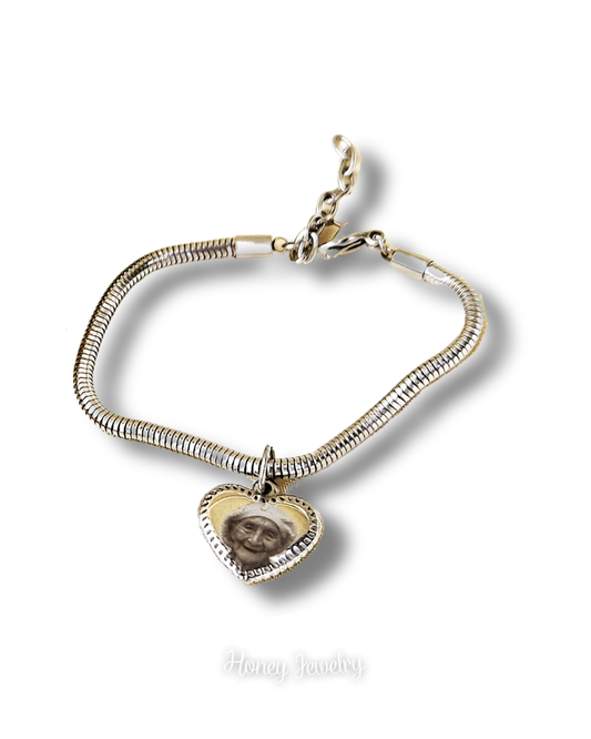 Pandora type bracelet + heart pendant