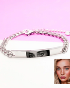 Bracelet with baguette zircons and heart pendant