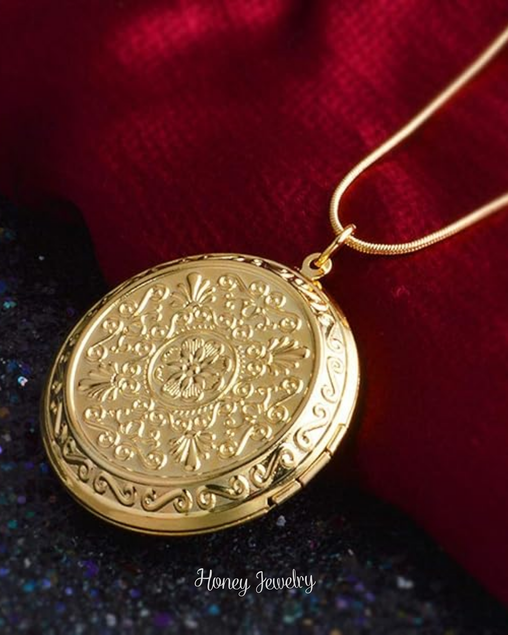 Foto-geëtste reliekschrijnketting