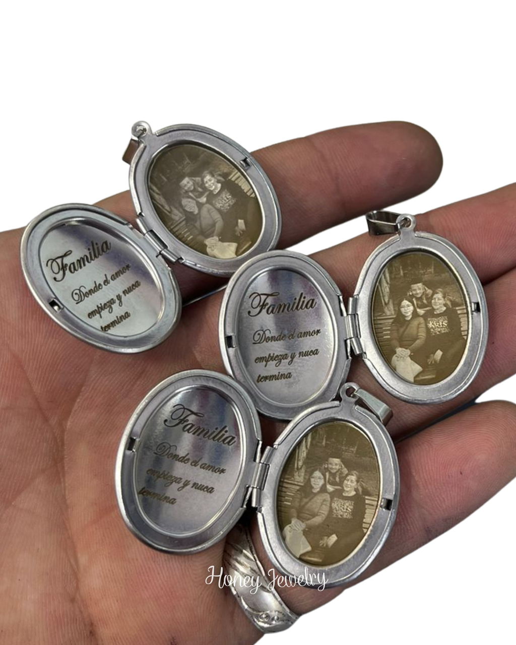 COLLAR RELICARIO OVALADO + CADENA GRUESA